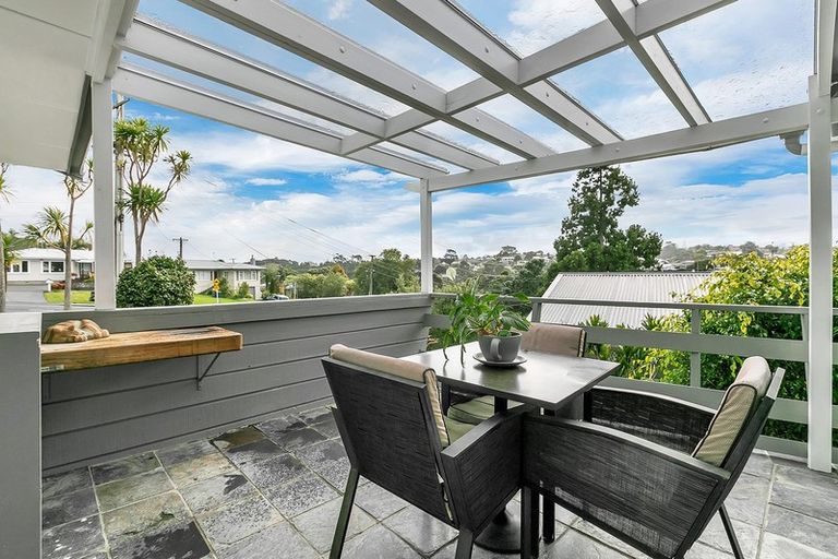 Photo of property in 11 James Street, Glenfield, Auckland, 0629