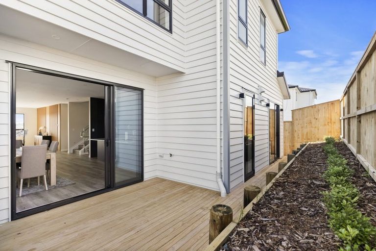 Photo of property in 14 Glann Lane, Flat Bush, 2019