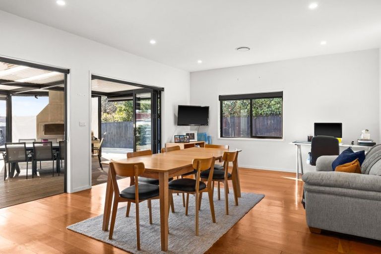 Photo of property in 69 Te Mata Road, Havelock North, 4130