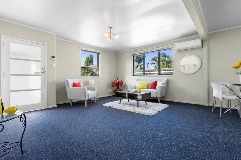 Photo of property in 2/7 Manuia Road, Takanini, 2112