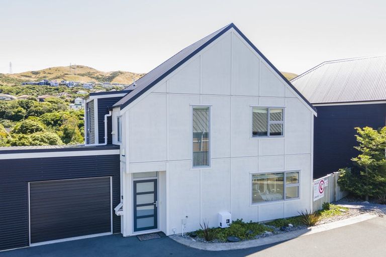 Photo of property in 14/109u Westchester Drive, Churton Park, Wellington, 6037