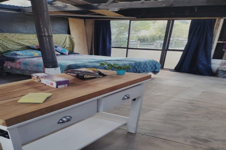 Photo of property in 6 Keppel Street, Porangahau, 4291