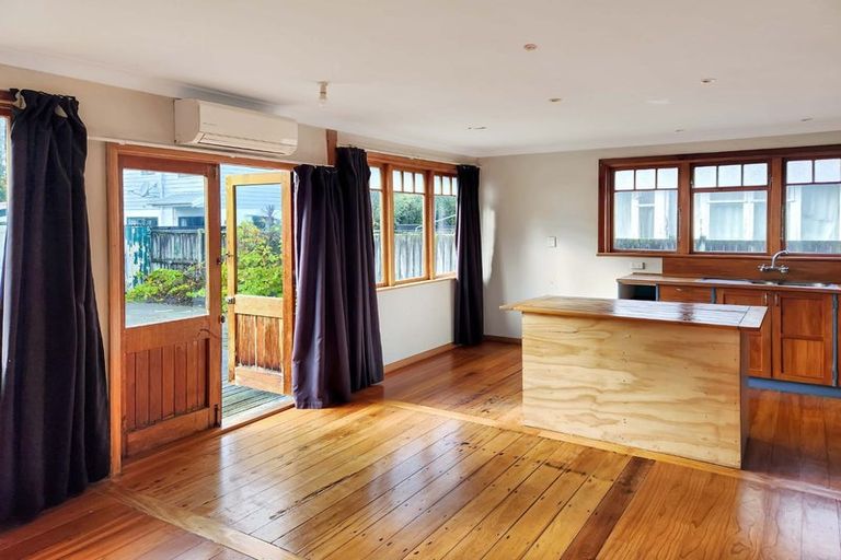 Photo of property in 17 Mchardie Street, Trentham, Upper Hutt, 5018