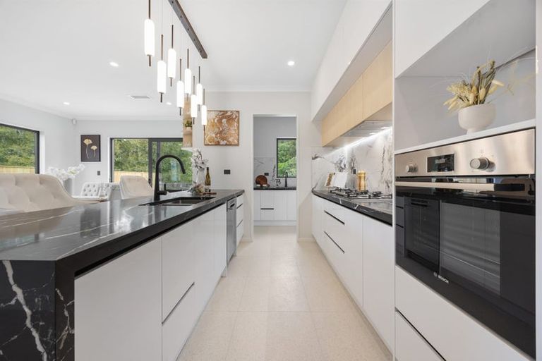 Photo of property in 2f Hughs Way, Flat Bush, Auckland, 2019