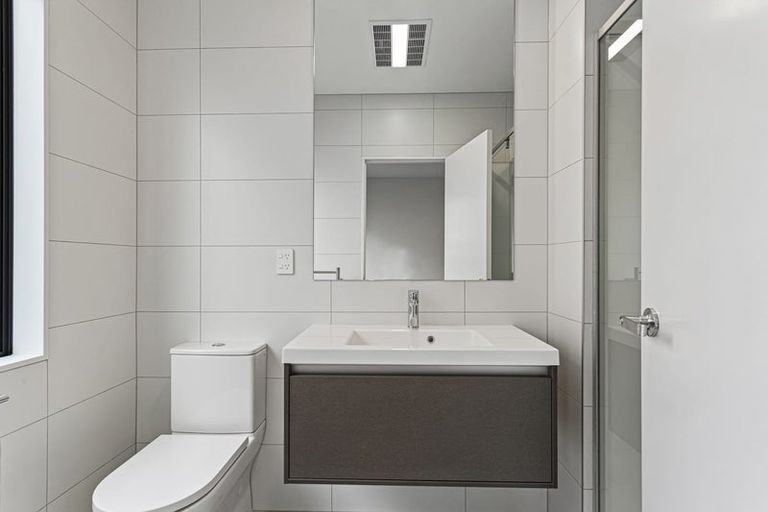 Photo of property in 16 Riria Crescent, Takanini, 2112