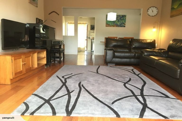 Photo of property in 3/41 Picton Avenue, Riccarton, Christchurch, 8011