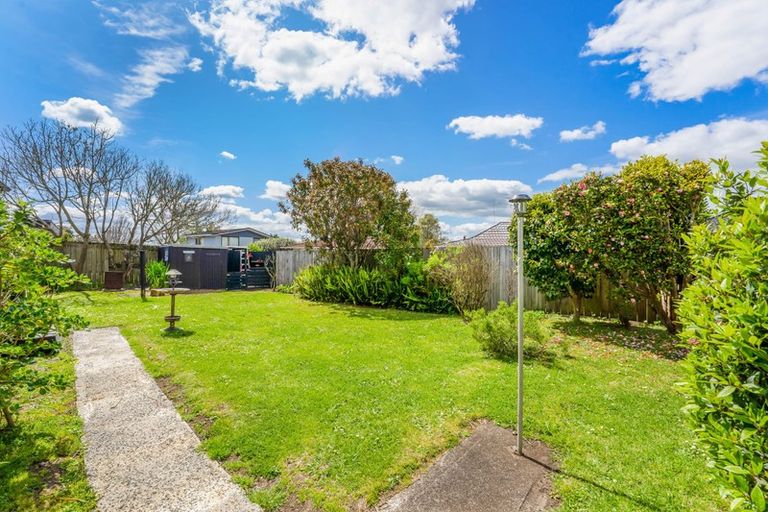 Photo of property in 3 Revell Court, Pukekohe, 2120