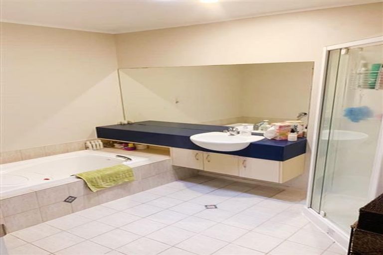 Photo of property in 34a Ksenia Drive, Flat Bush, Auckland, 2019