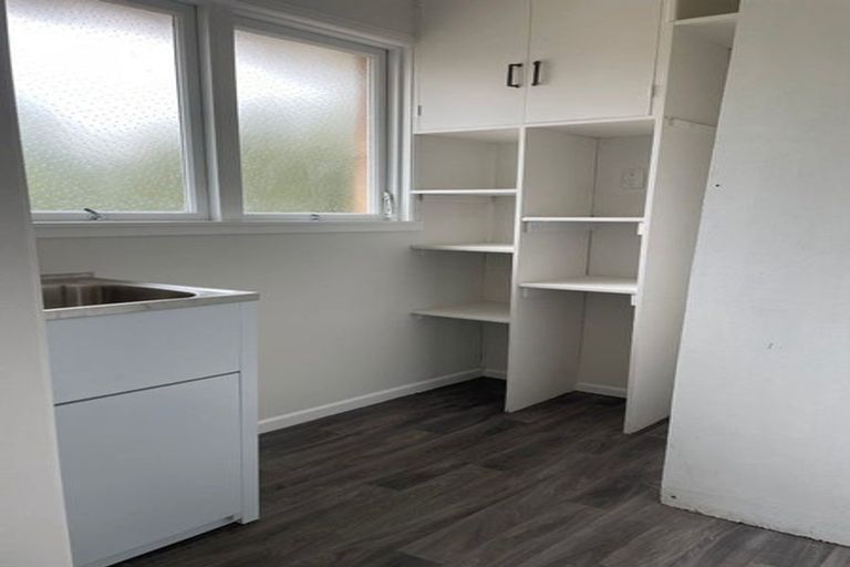 Photo of property in 372 Great South Road, Opaheke, Papakura, 2113