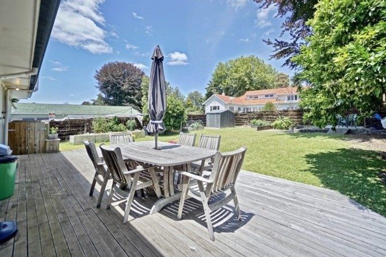 Photo of property in 5 Mountbatten Place, Te Puke, 3119