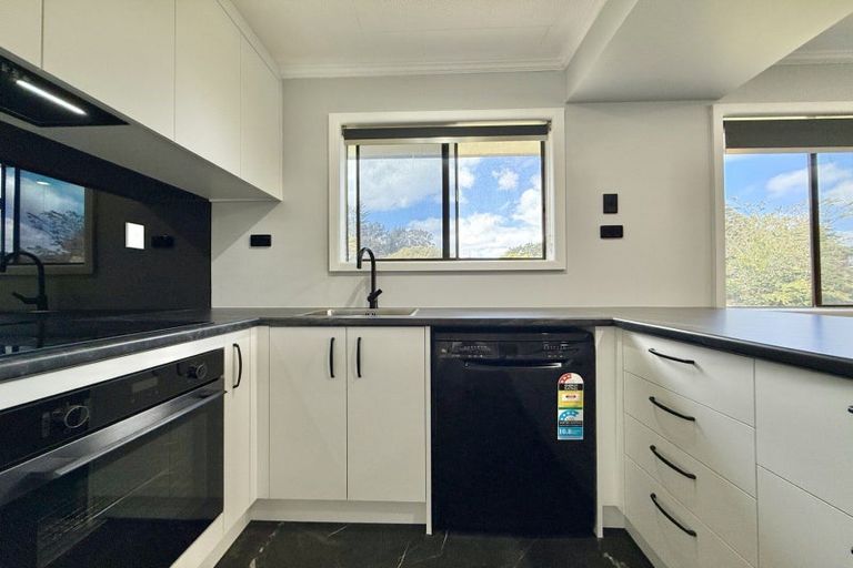 Photo of property in 2 Kensington Street, Tokoroa, 3420