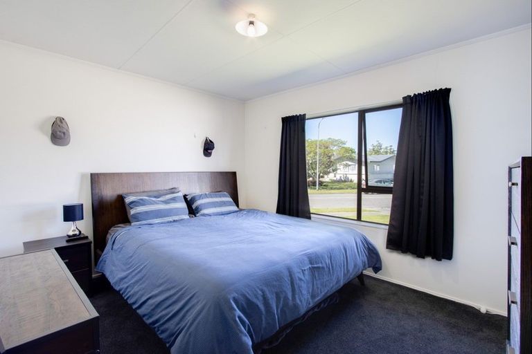 Photo of property in 10 Glamorgan Avenue, Tamatea, Napier, 4112