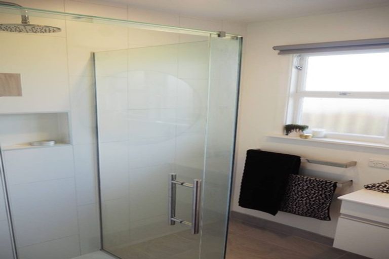 Photo of property in 2/268 Westminster Street, Mairehau, Christchurch, 8013