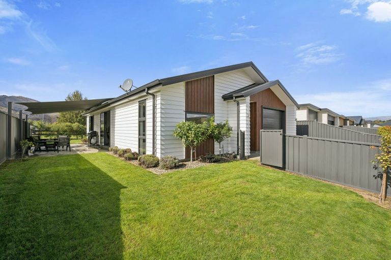 Photo of property in 11 Dawkins Street, Cromwell, 9310