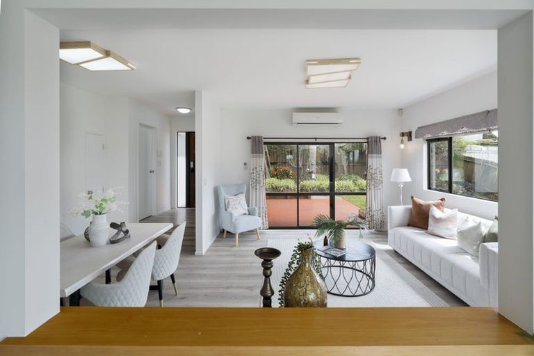 Photo of property in 257 Glengarry Road, Glen Eden, Auckland, 0602