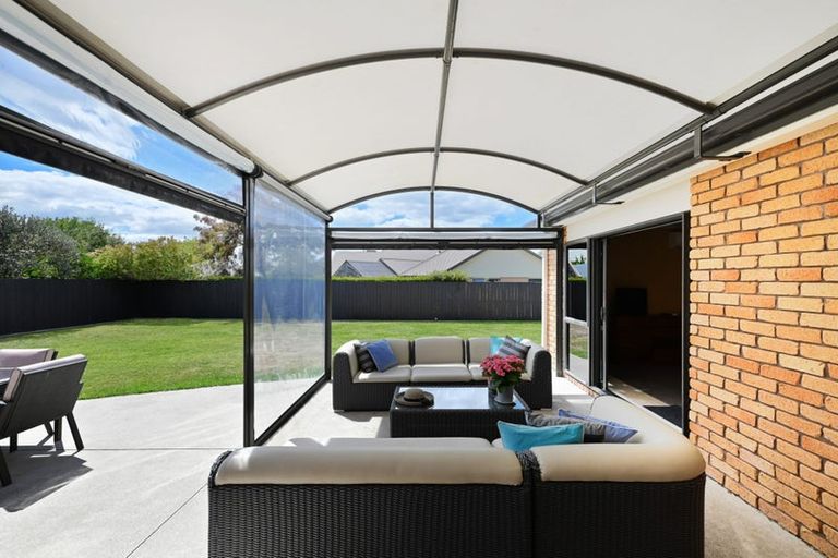 Photo of property in 17 Grasmere Court, Huntington, Hamilton, 3210