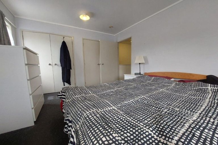 Photo of property in 5 Foundation Place, Glen Eden, Auckland, 0602