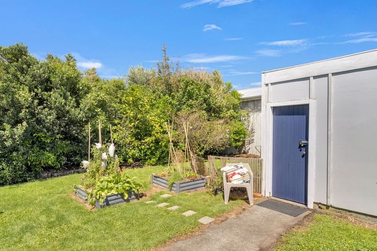 Photo of property in 13 Ross Street, Marton, 4710
