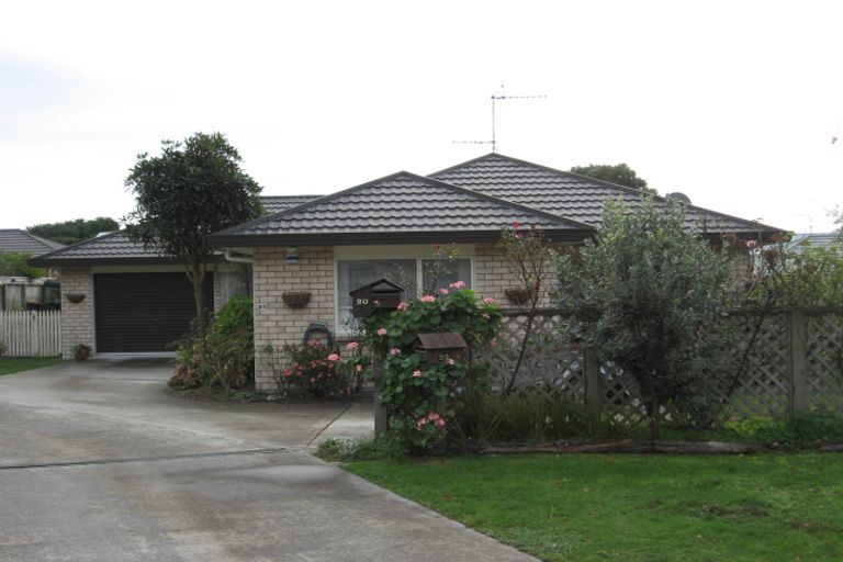 Photo of property in 20 Villa Grove, Paraparaumu, 5032