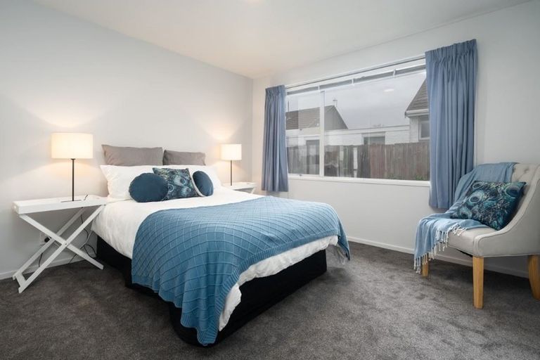 Photo of property in 2/176 Yaldhurst Road, Sockburn, Christchurch, 8042