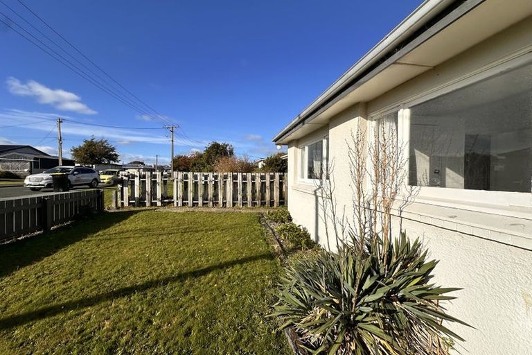 Photo of property in 75 Weka Street, Waikiwi, Invercargill, 9810