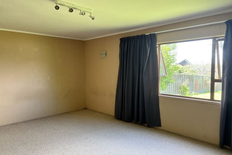 Photo of property in 35 Toroa Street, Torbay, Auckland, 0630