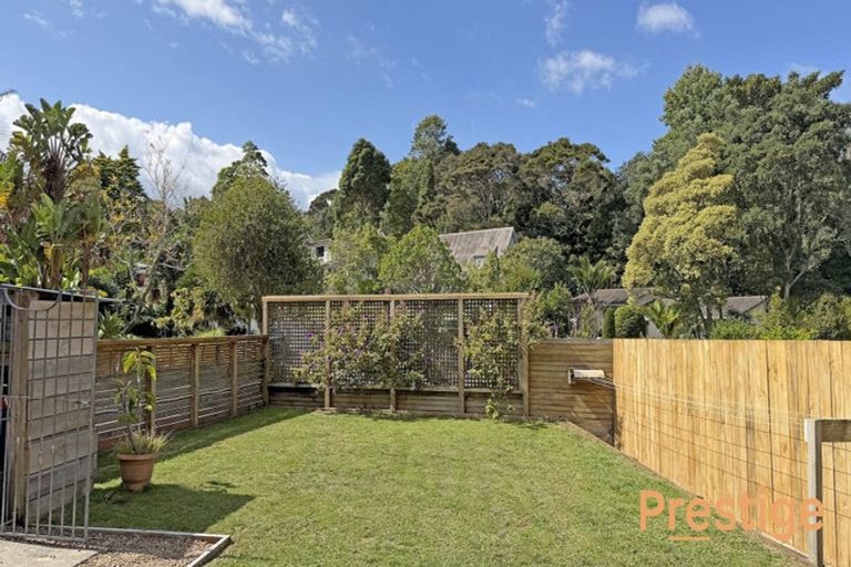 Photo of property in 29 Holyoake Place, Chatswood, Auckland, 0626