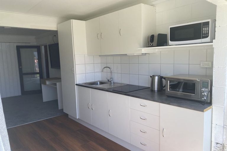 Photo of property in 22 Linklater Avenue, Bellevue, Tauranga, 3110