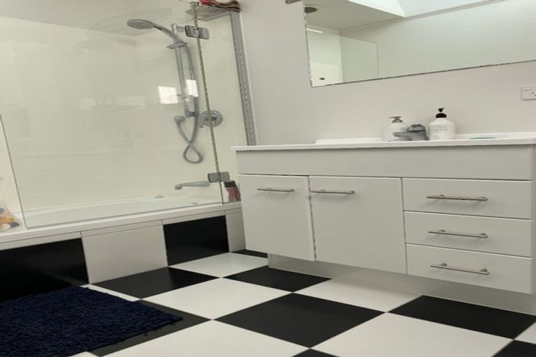 Photo of property in 14 Staithes Drive North, Whitby, Porirua, 5024