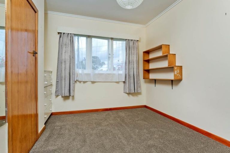 Photo of property in 8 Radiata Lane, Chatswood, Auckland, 0626