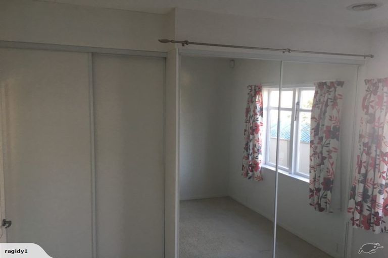 Photo of property in 78 Todman Street, Brooklyn, Wellington, 6021