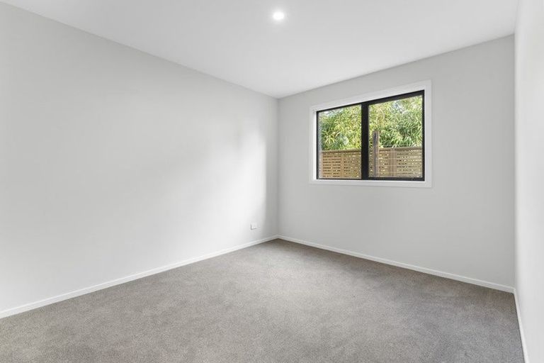 Photo of property in 13/4 Tawhai Street, Stokes Valley, Lower Hutt, 5019