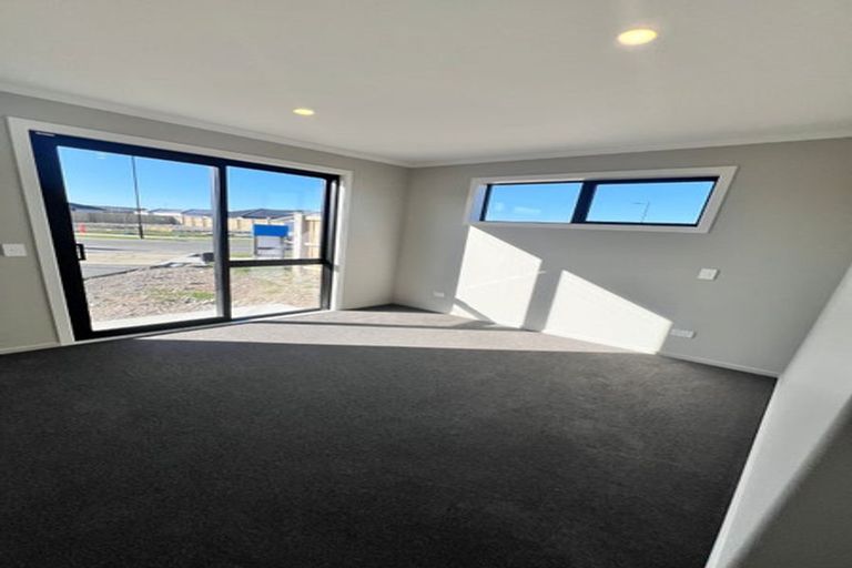 Photo of property in 92 Accadia Drive, Rolleston, 7614