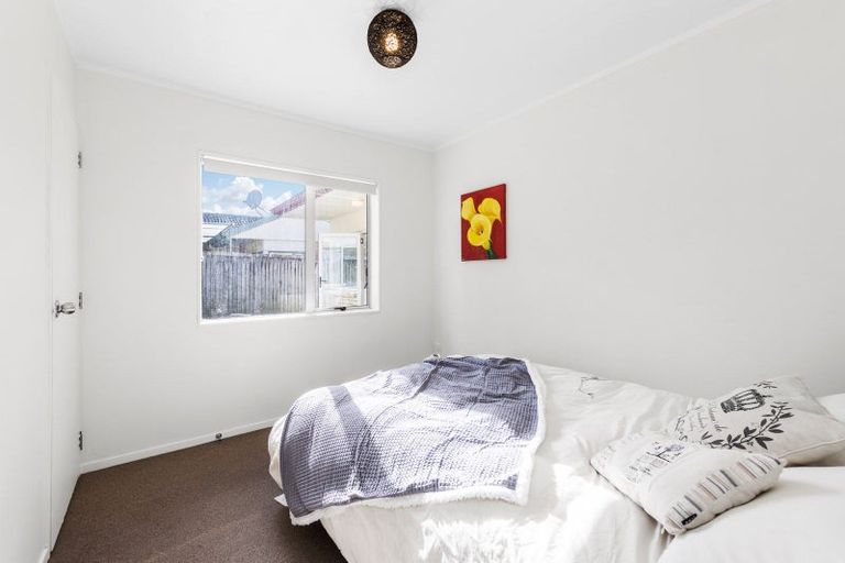 Photo of property in 37 Kona Crescent, Henderson, Auckland, 0610