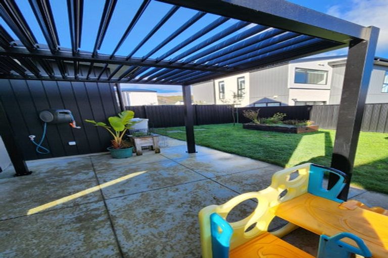 Photo of property in 7 Mawai Hakona Drive, Wallaceville, Upper Hutt, 5018