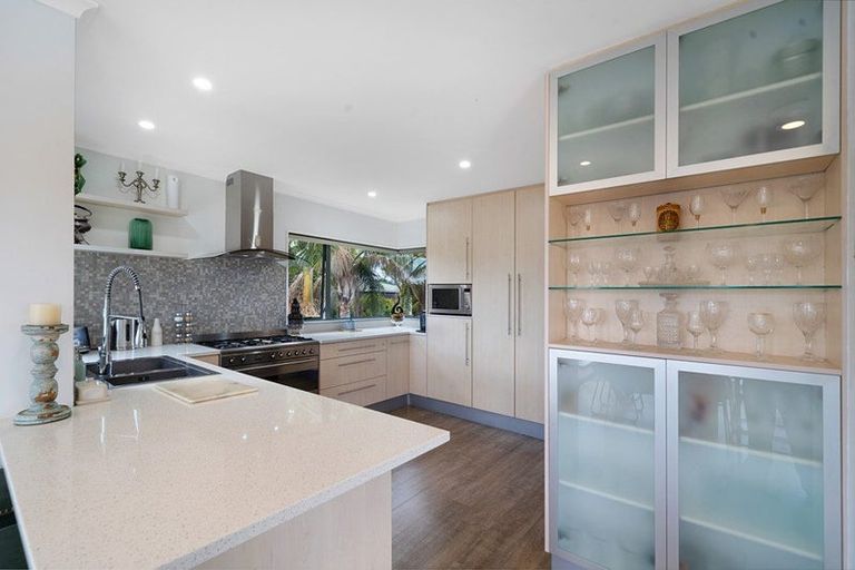 Photo of property in 61 Alec Craig Way, Gulf Harbour, Whangaparaoa, 0930