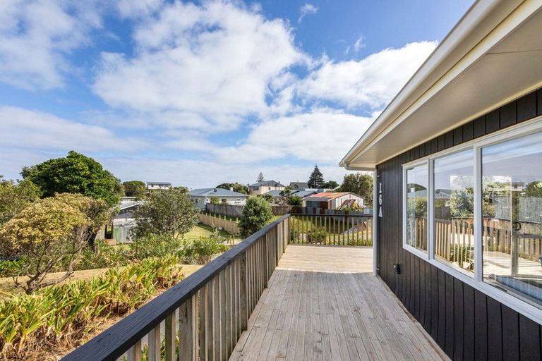Photo of property in 16a Karaka Street, Otaki Beach, Otaki, 5512