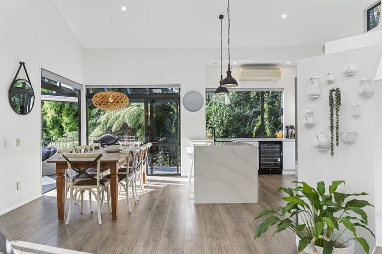 Photo of property in 116a Pah Road, Cockle Bay, Auckland, 2014