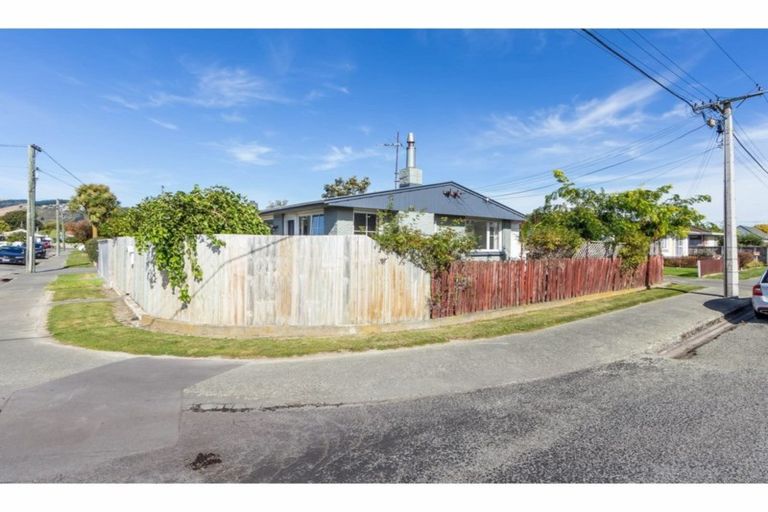Photo of property in 17 Longfellow Street, Trentham, Upper Hutt, 5018