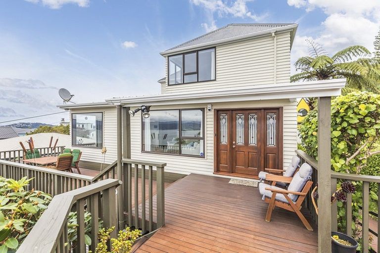 Photo of property in 25 Homebush Road, Khandallah, Wellington, 6035