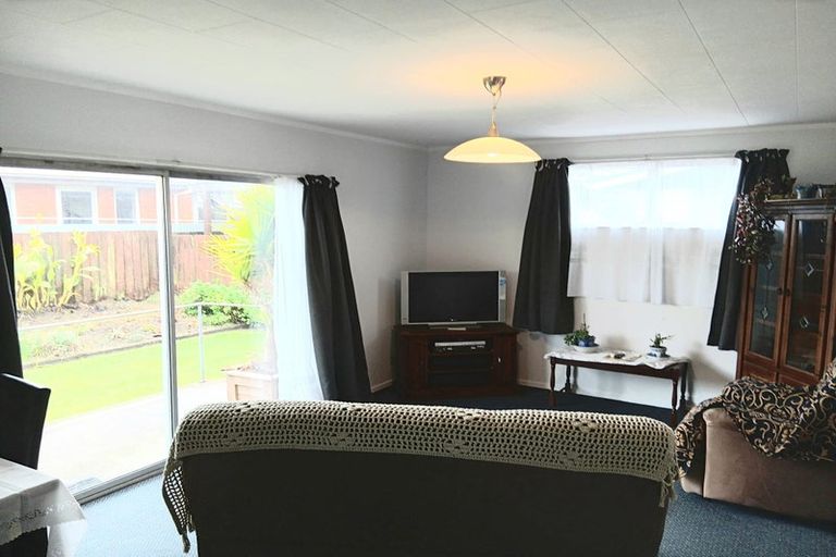 Photo of property in 15b Brougham Street, Westport, 7825