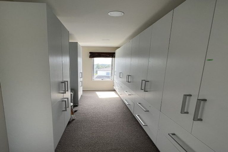 Photo of property in 36 Bur Oak Terrace, Schnapper Rock, Auckland, 0632