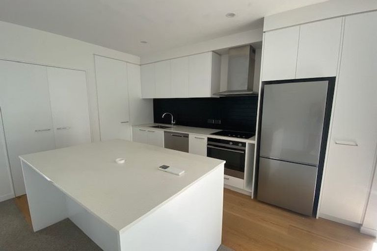 Photo of property in 41 Rua Kai Way, Brooklyn, Wellington, 6021