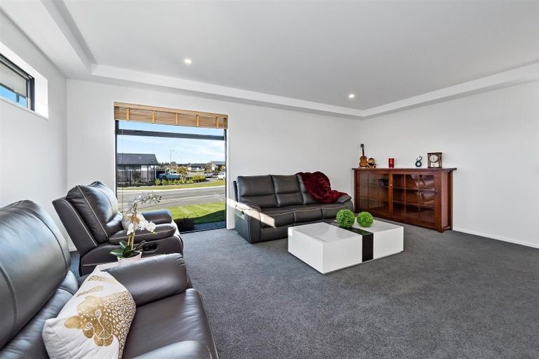 Photo of property in 11 Tulett Park Drive, Casebrook, Christchurch, 8051