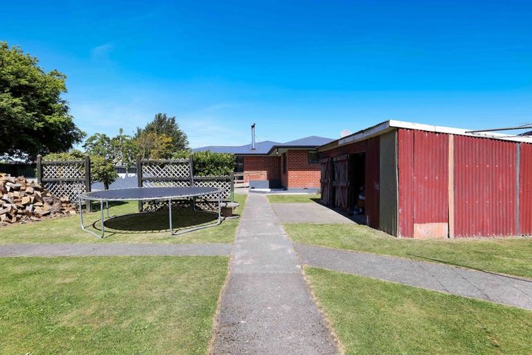 Photo of property in 64 Mcmurdo Street, Tinwald, Ashburton, 7700
