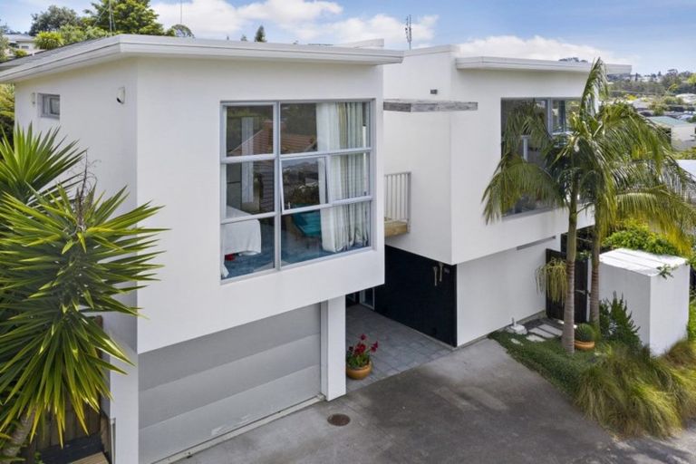 Photo of property in 14a Holiday Road, Stanmore Bay, Whangaparaoa, 0932