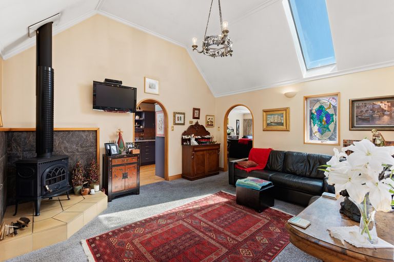 Photo of property in 28 Ings Avenue, Saint Clair, Dunedin, 9012