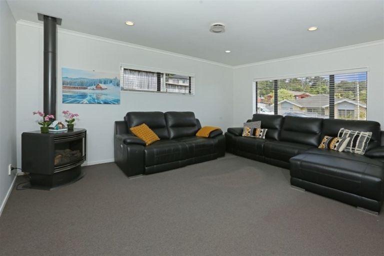 Photo of property in 4 Hornsey Avenue, Henderson, Auckland, 0612