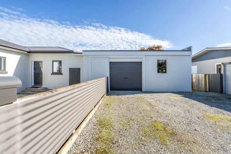 Photo of property in 2 Hillary Street, Winton, 9720