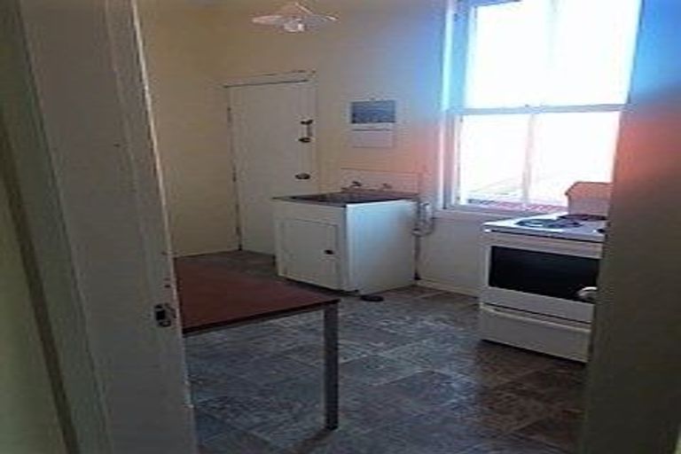 Photo of property in 98 Constable Street, Newtown, Wellington, 6021